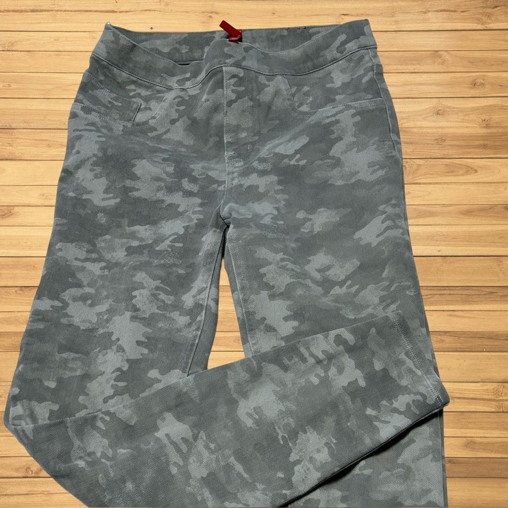 Spanx Jean-ish® Ankle Leggings Size Medium Stone Wash Camouflage Pull On Stretch - Picture 2 of 9
